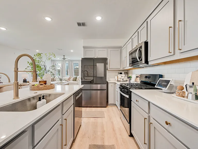5011 Emerald Hill Dr — Photo 14