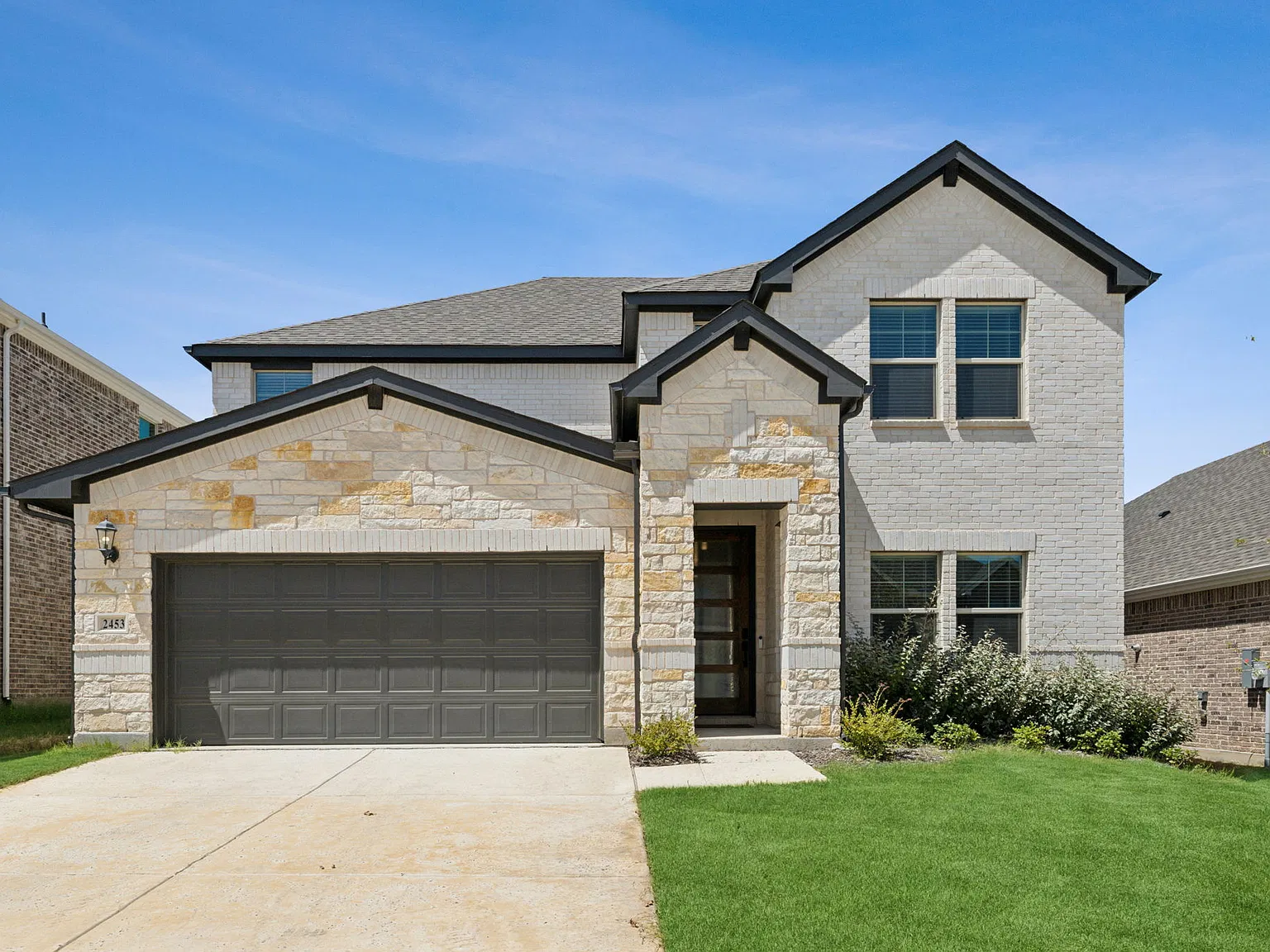 4 bed, 3.5 bath, 3101 sqft, $3,195 — Photo 1
