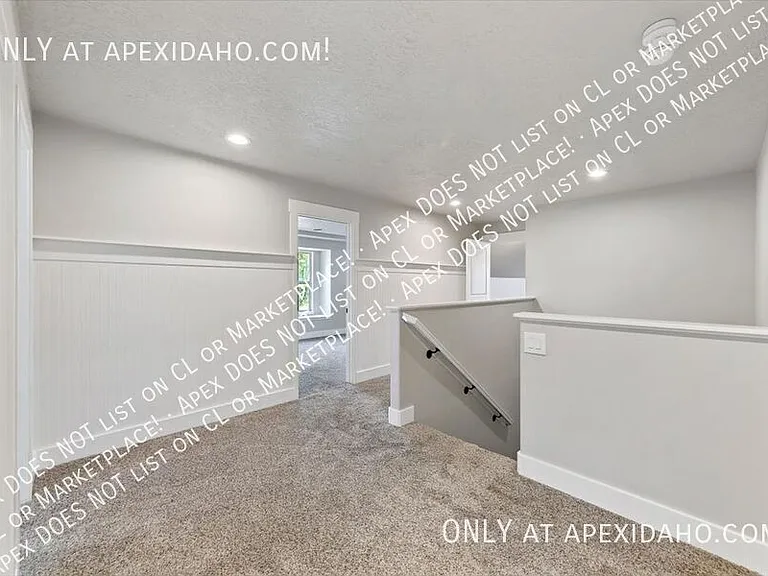 1828 W Divide Creek St — Photo 37
