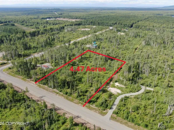 17669 E Yeldarb Ave, Talkeetna, AK 99676
