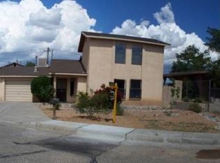 632 Desert Dr SW, Albuquerque, NM 87105