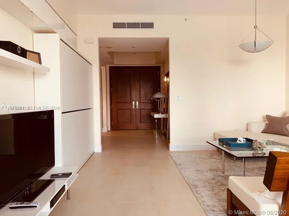 1425 Brickell Ave APT 43D, Miami, FL 33131