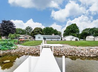 2772 N Lakeview Dr, Warsaw, IN