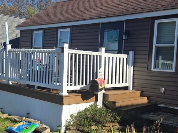 4 Hayes St, Dunbar, PA 15431