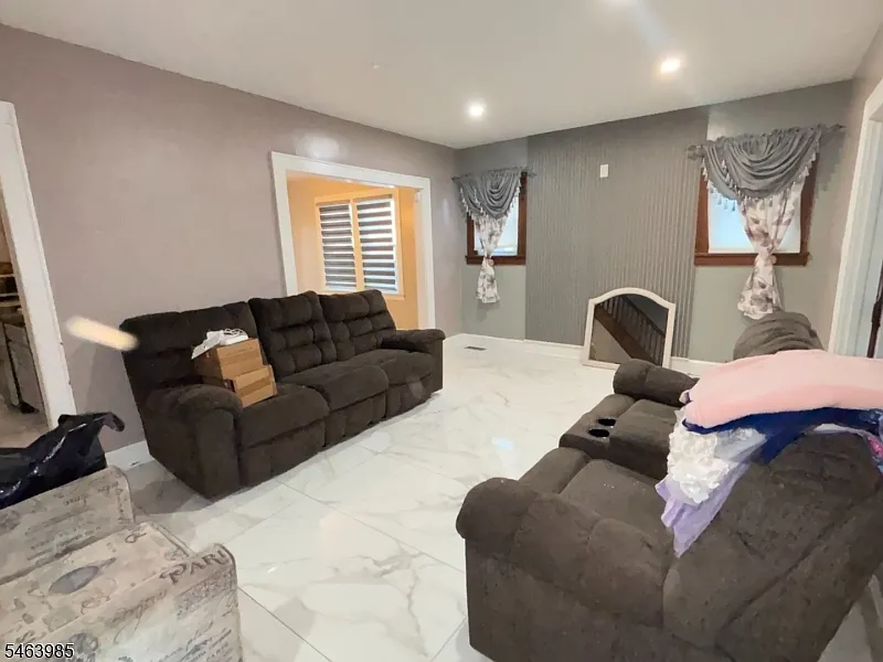 4 bed, 2.0 bath, $3,600 — Photo 1
