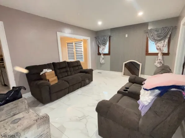 305 Fitzpatrick St, Hillside, NJ 07205