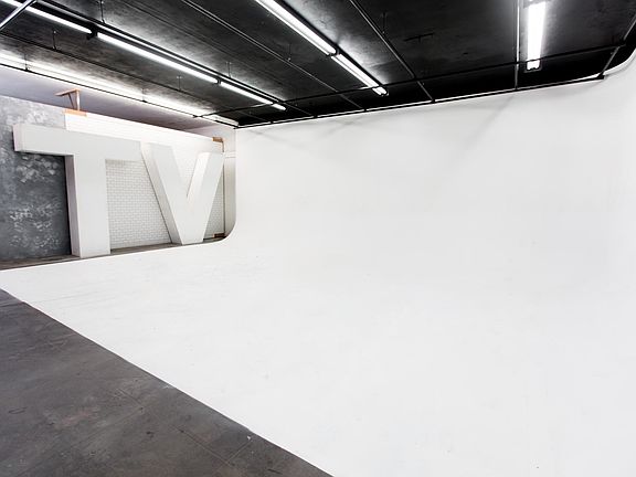 Cyclorama Wall