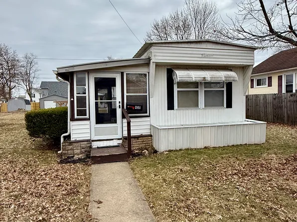 431 Wood Ave, Newcomerstown, OH 43832