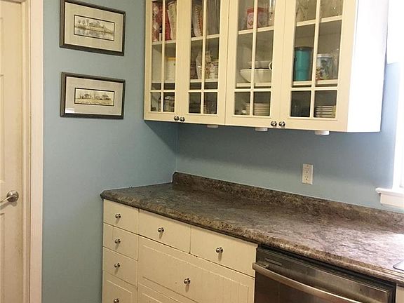 2nd image of 30 N Broadway APT 2L