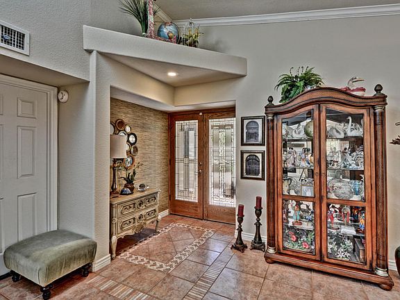 5th image of 2940 W Juniper Ave