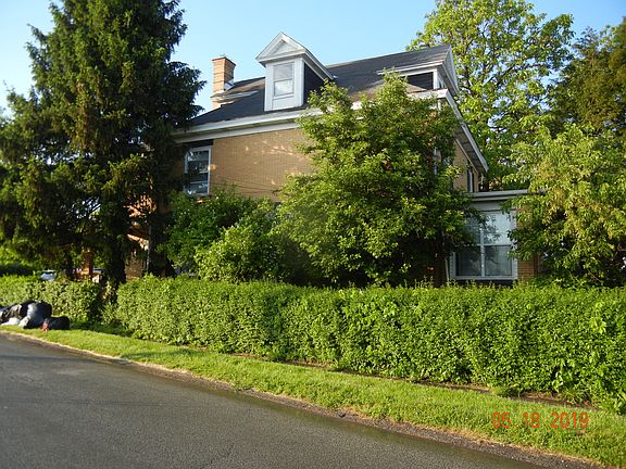 4th image of 242 S Mount Vernon Ave