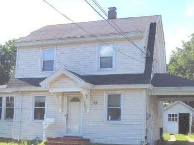35 Holloway St, Freeport, NY, 11520