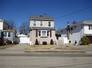 50 Pershing Ave, Valley Stream, NY 11581