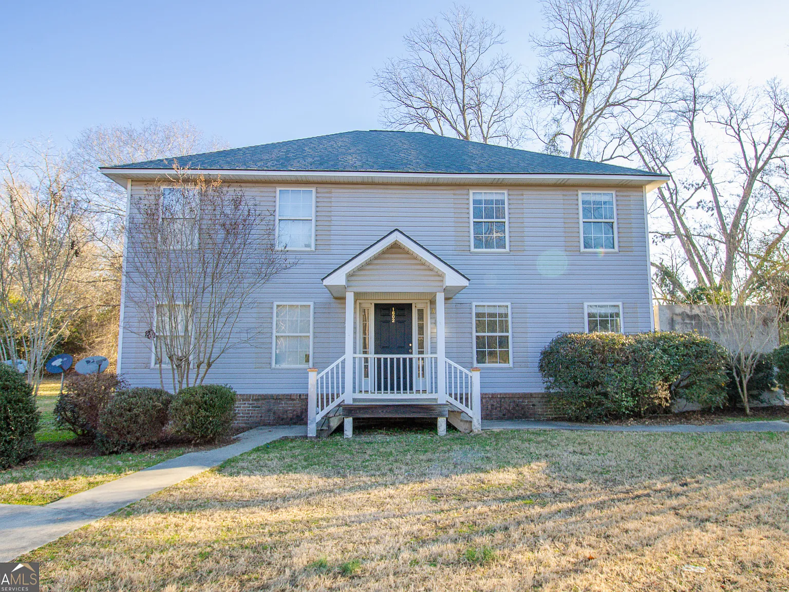2 bed, 1.5 bath, 1232 sqft, $1,450 — Photo 1