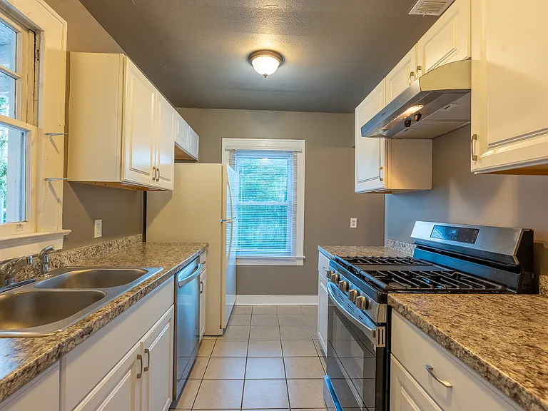 3312 1/2 Falligant Ave #B — Photo 13
