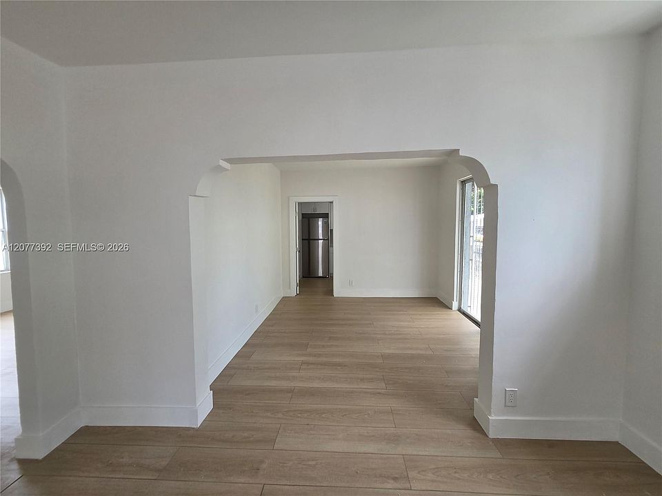 1st image of 2326 SW 9th St APT 1