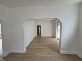 2326 SW 9th St APT 1, Miami, FL 33135