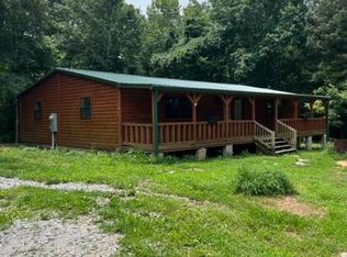 1447 Waverly Rd, Tennessee Ridge, TN 37178
