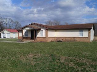 19588 Winfield Rd, Fraziers Bottom, WV 25082