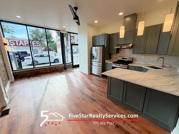 4th image of 4635 N Clark St Unit 1
