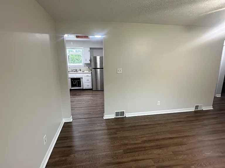 726 Rodney St — Photo 21