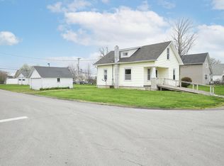 1160 Greenwood St, Bellefontaine, OH 43311