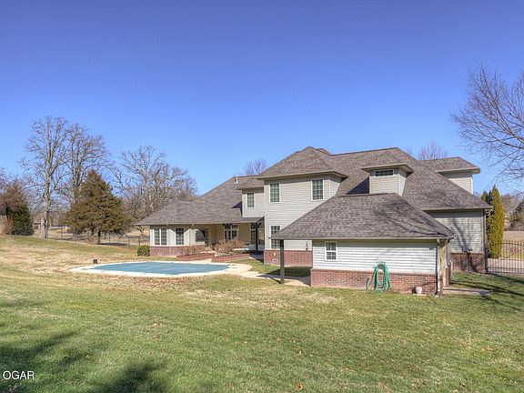 4th image of 3502 Cedar Ridge Rd