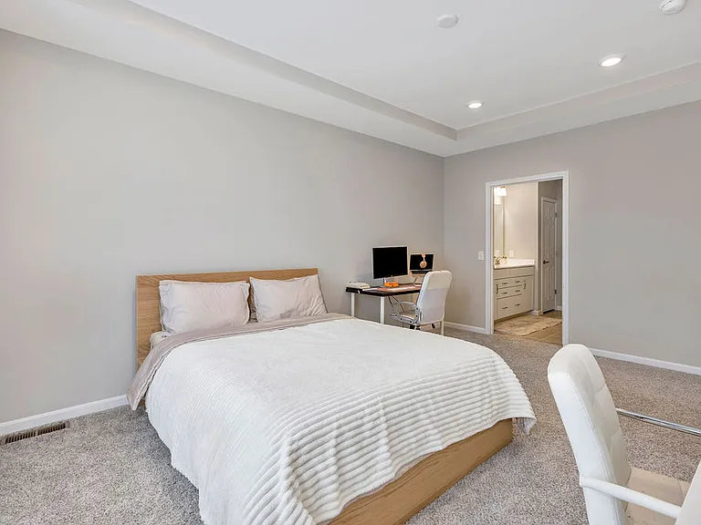 4865 Osprey Pointe Dr — Photo 10