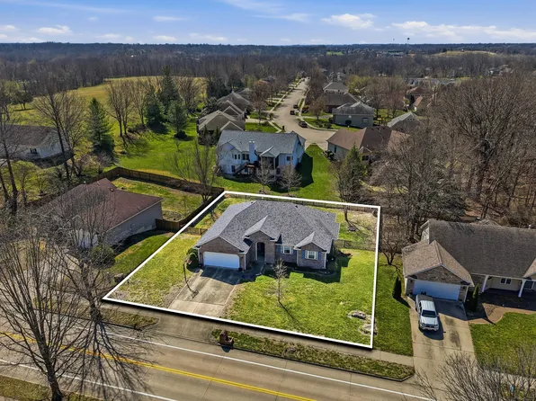3806 Grant Ln, Columbia, MO 65203