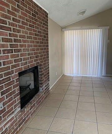 4th image of 8420 Waterfall Dr