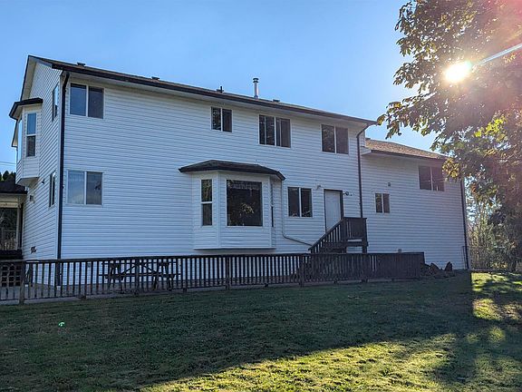 3rd image of 49381 Yale Rd
