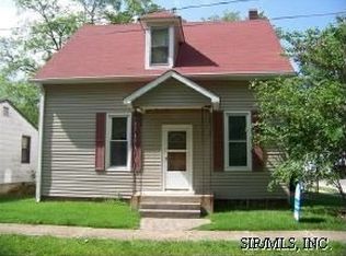 201 W Phillips St, Mascoutah, IL