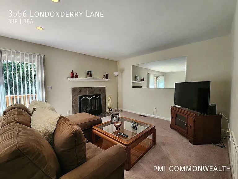 3556 Londonderry Ln — Photo 7