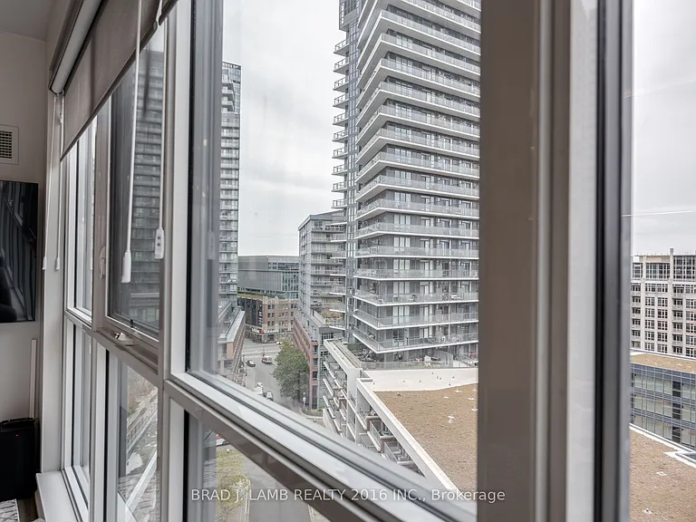 50 Bruyeres Mews #1209 — Photo 27