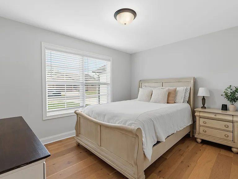 668 Pleasant Meadow Ln — Photo 26