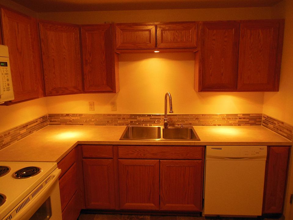 1st image of 2702 S 74th St APT F