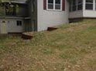 3888 Filkins Dr NE, Grand Rapids, MI 49525