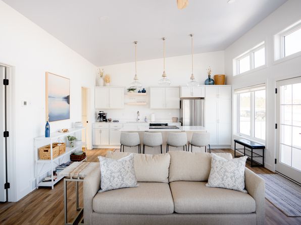 (undisclosed Address)