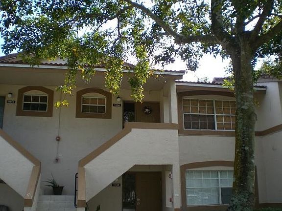 5th image of 11450 NW 43rd St #11450