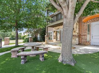 3120 Rogers Ave, Fort Worth, TX 76109