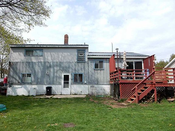 3rd image of 721 Manistique Ave