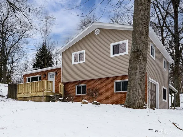 6117 Cedar Springs Rd, New Paris, OH 45347