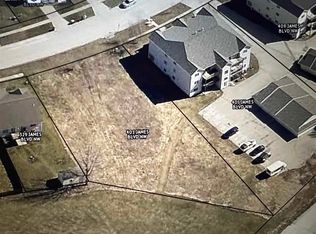 401 James Blvd, Oxford, IA 52322