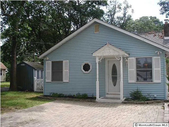 112 Sunset Rd photo 1