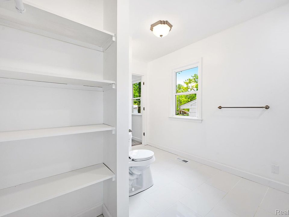 4166 Grayton Dr, photo 27