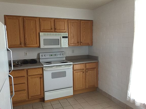 3rd image of 460 S Marion Pkwy APT 801C