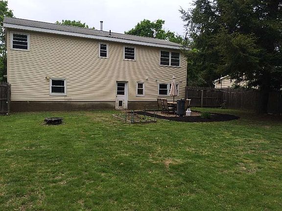 5th image of 2 Greenridge Dr