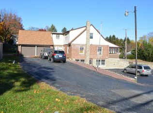 9 Hossler Rd, Manheim, PA 17545