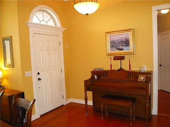 2nd image of 4517 W Blue Ray Cir
