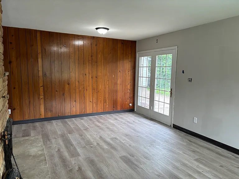 480 Hayden Ave — Photo 3
